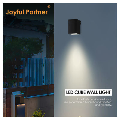Εξωτερικό εσωτερικό τοίχωμα Led Light Square 8W DC 24v ζεστό λευκό SMD LED Casting Aluminium Housing Πολυλειτουργικό γωνία δέσμης